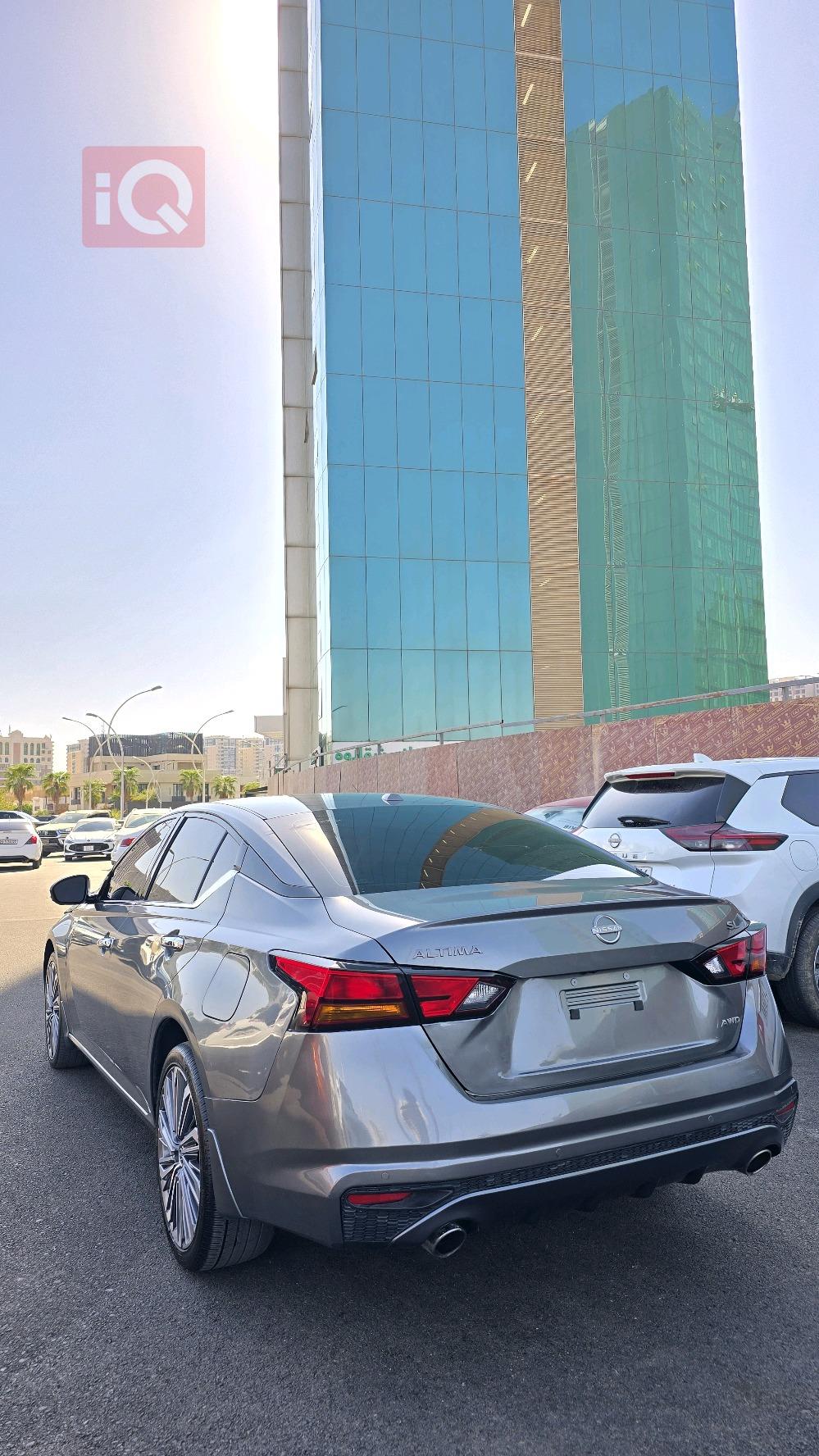 نیسان ئەلتیما